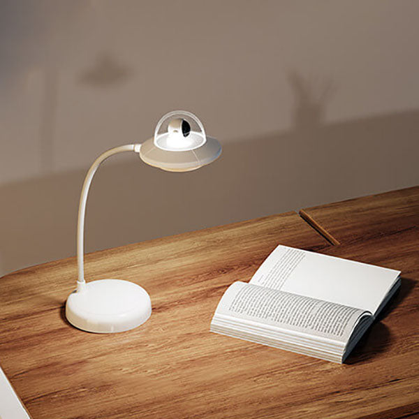 LumaNova | Modern Astronaut Night Lamp