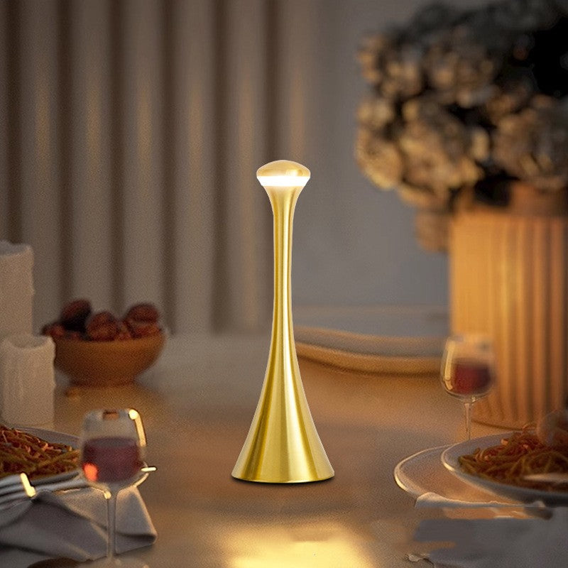 Luma | Ledningsfri oppladbar bordlampe, slank moderne design