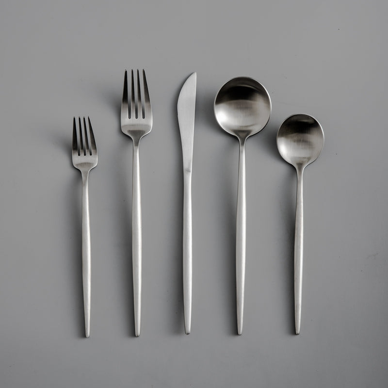 LineaPure minimalistisk bestikksett for moderne spising