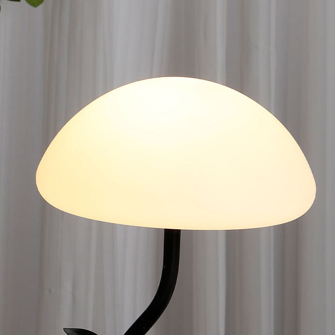 Mushroom Table Lamp With USB Dimming