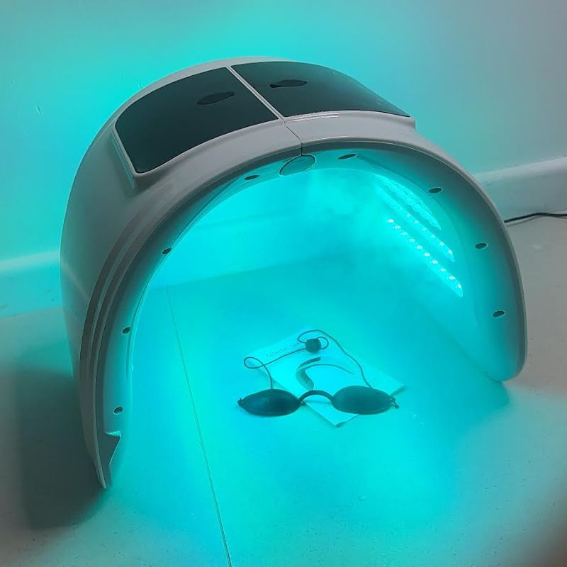 LumaDerm Pro LED-valoterapia-laite kosteutuksella