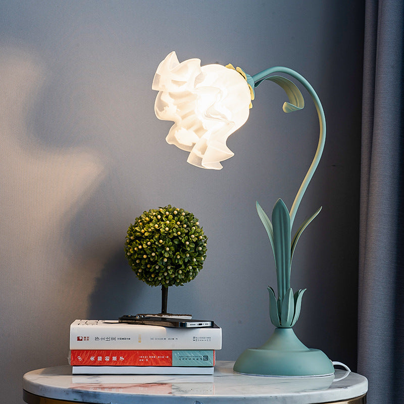 Sorene | Lampa stołowa z motywem lilii