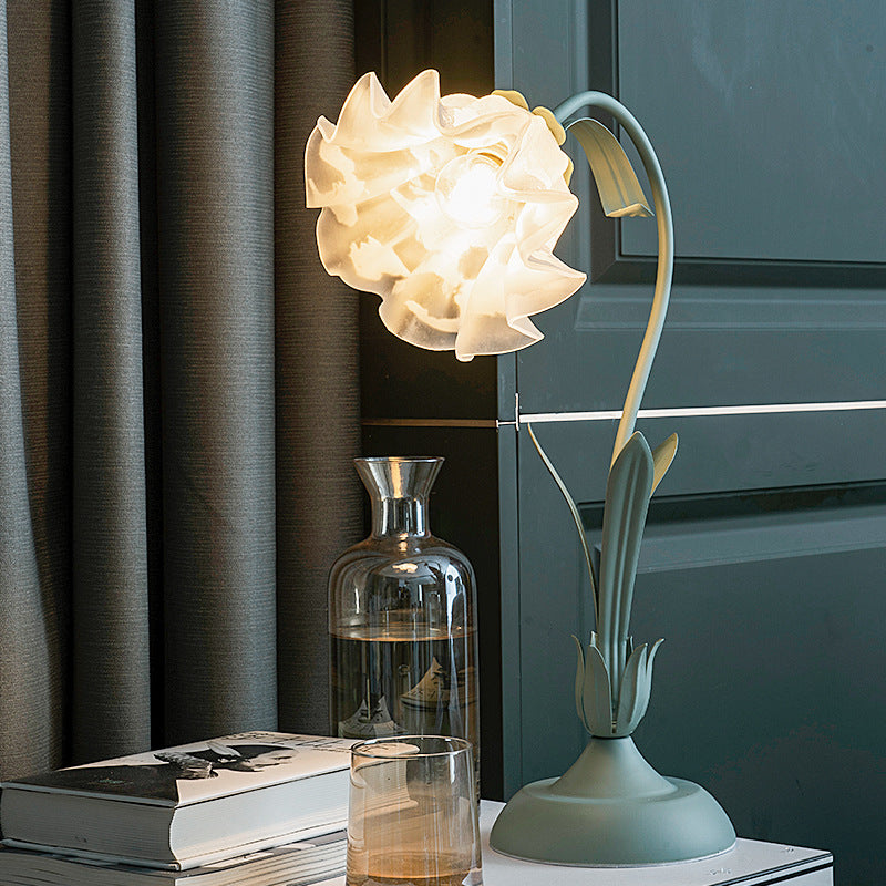Sorene | Lampa stołowa z motywem lilii
