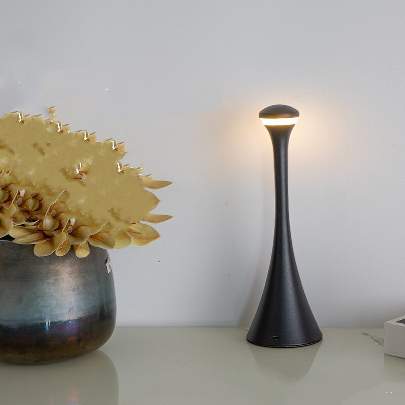 Luma | Ledningsfri oppladbar bordlampe, slank moderne design