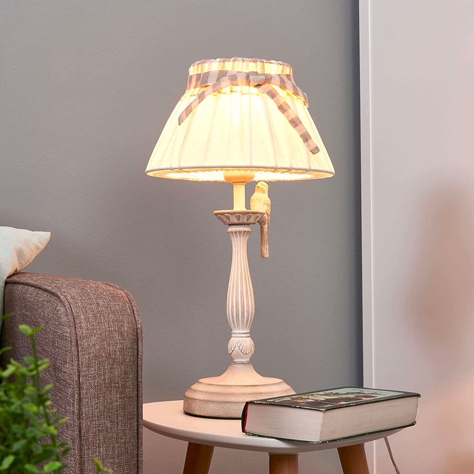 Lampa stołowa Elowen w stylu boho z abażurem z tkaniny