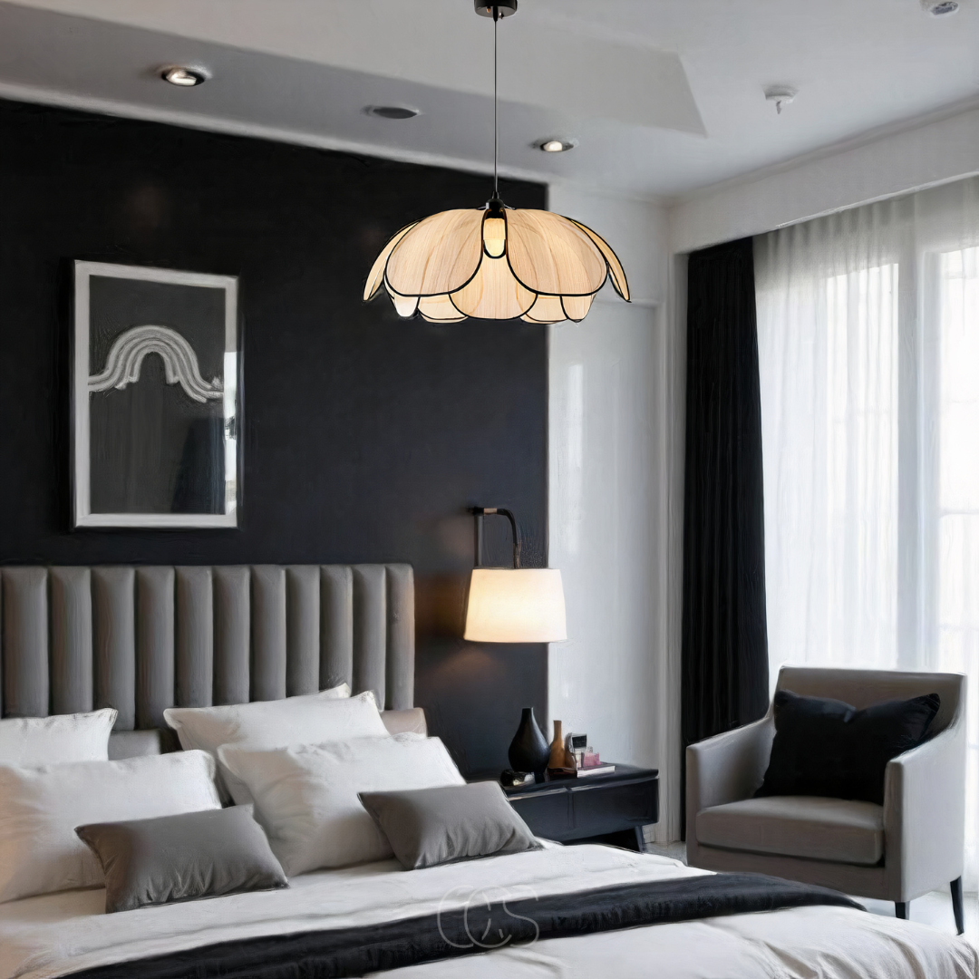 Norroe - Flower-shaped Rattan Pendant Lamp with Black Accents