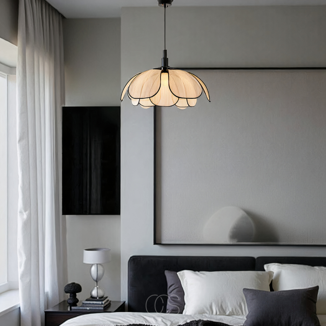 Norroe - Flower-shaped Rattan Pendant Lamp with Black Accents