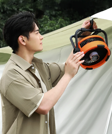 SummitPulse 6 az 1-ben kempingventilátor LED világítással és távirányítóval