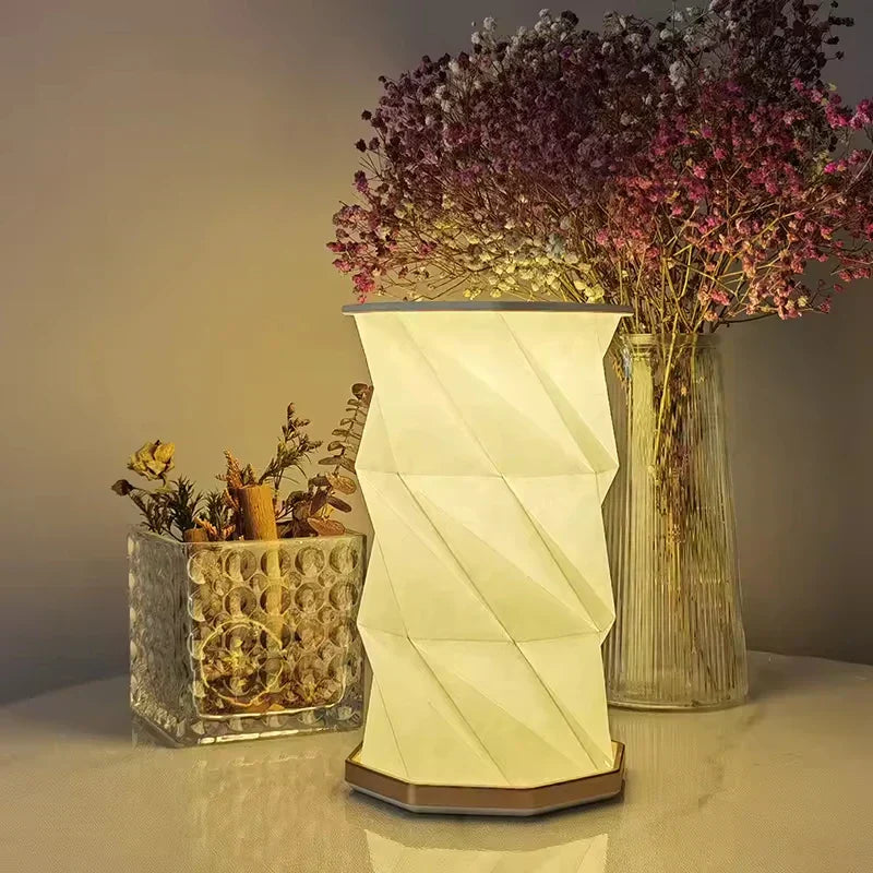 Elara ładowalna lampa stołowa LED z kryształem | Eleganckie światło akcentowe do salonu i sypialni