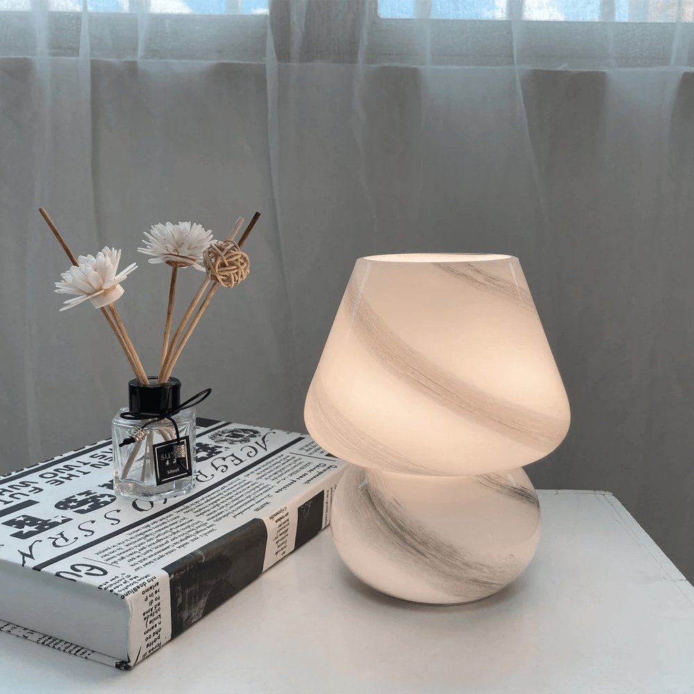 Miriell | Mushroom-Shaped Glass Lamp