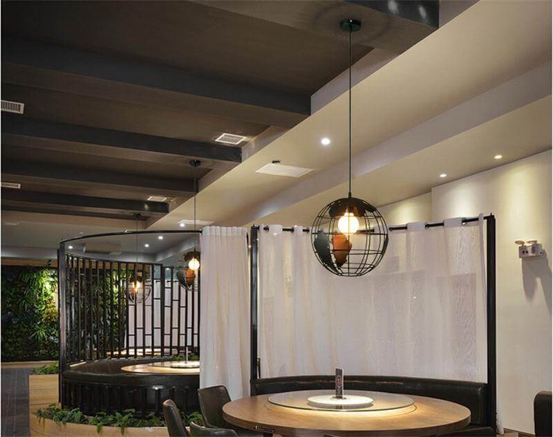 Lysara | Retro Globe Lamp