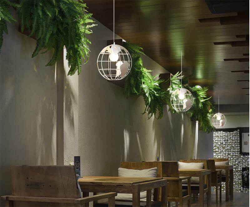 Lysara | Retro Globe Lamp