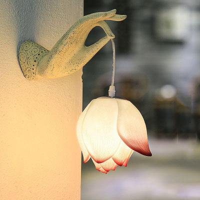 Lianora moderne kinesisk lotus vegglampe
