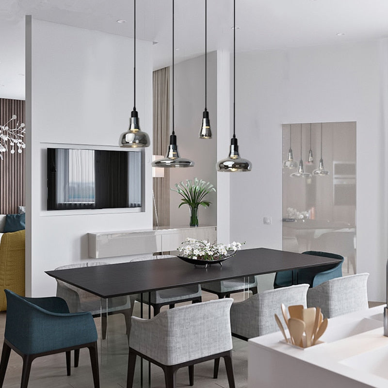 Oval hengelampe i nordisk stil