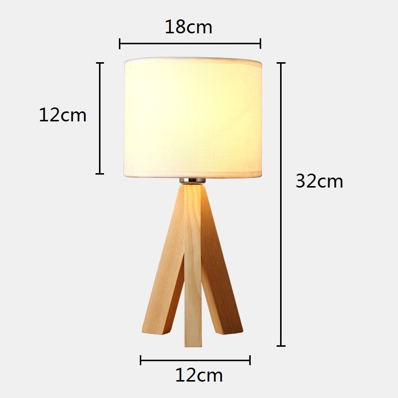 Lámpara de mesa de madera