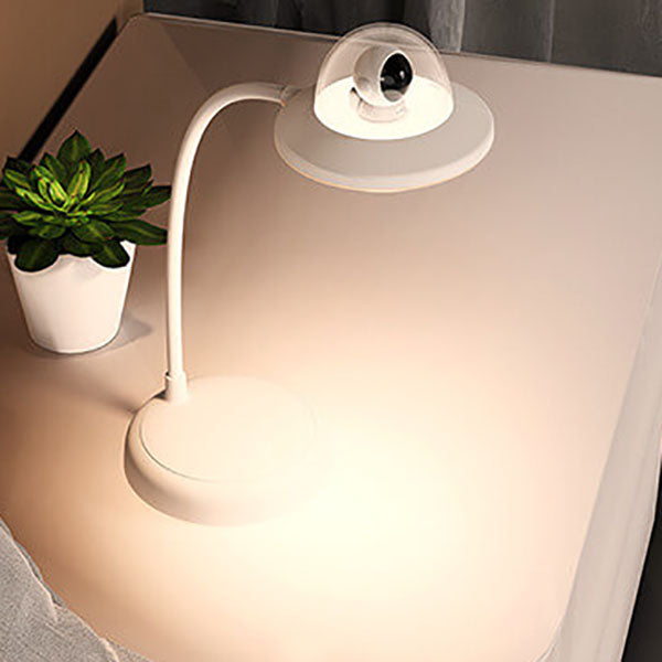 LumaNova | Modern Astronaut Night Lamp