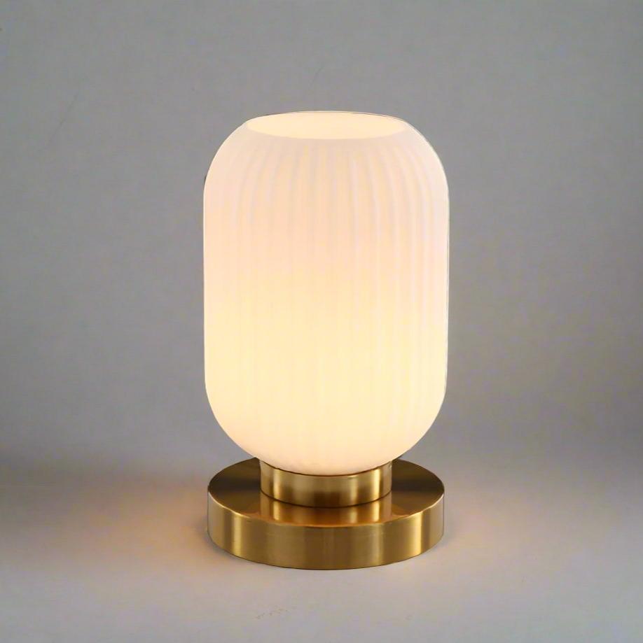 Skye | Lampa z bursztynem nordyckim