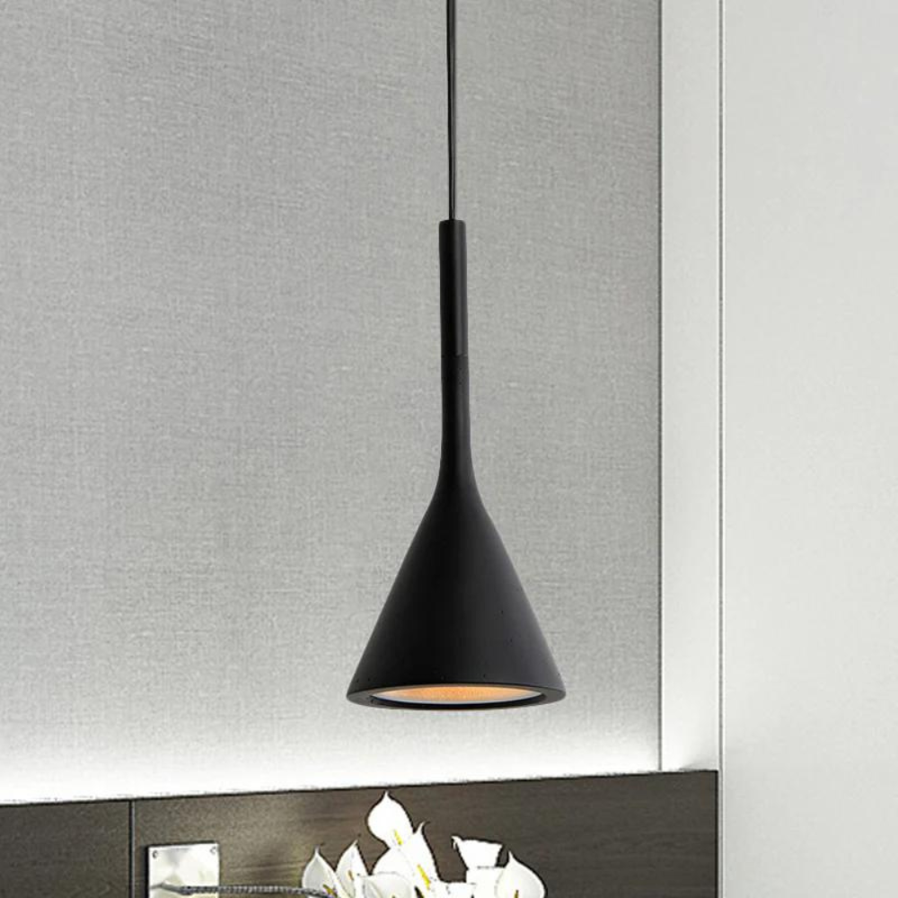 Skovra | Skandynawska lampa wisząca o minimalistycznym designie