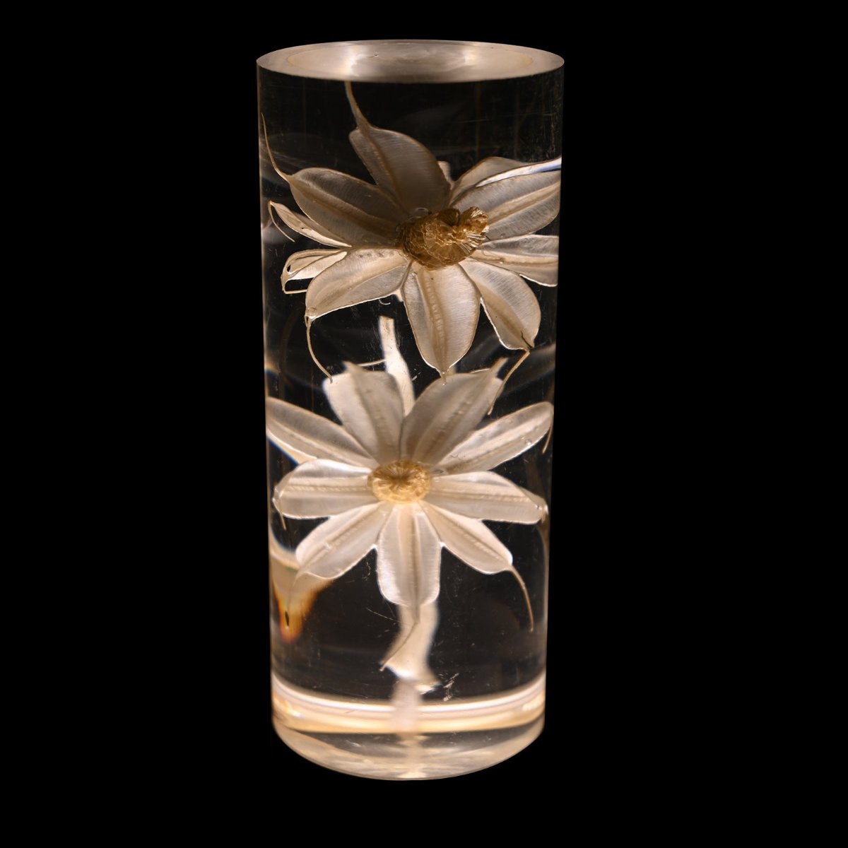 PetalGlow LED Table Lamp With Elegant Floral Mood Lighting