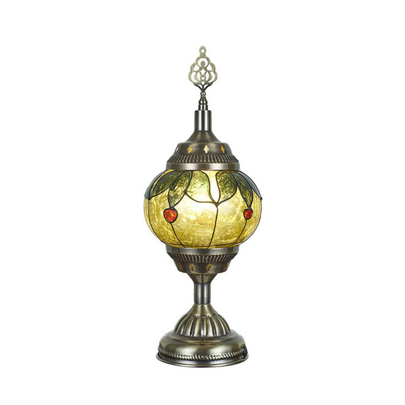 Aldara | Lampada da comodino in ferro a forma di urna con una luce, stile turco, finitura bronzo