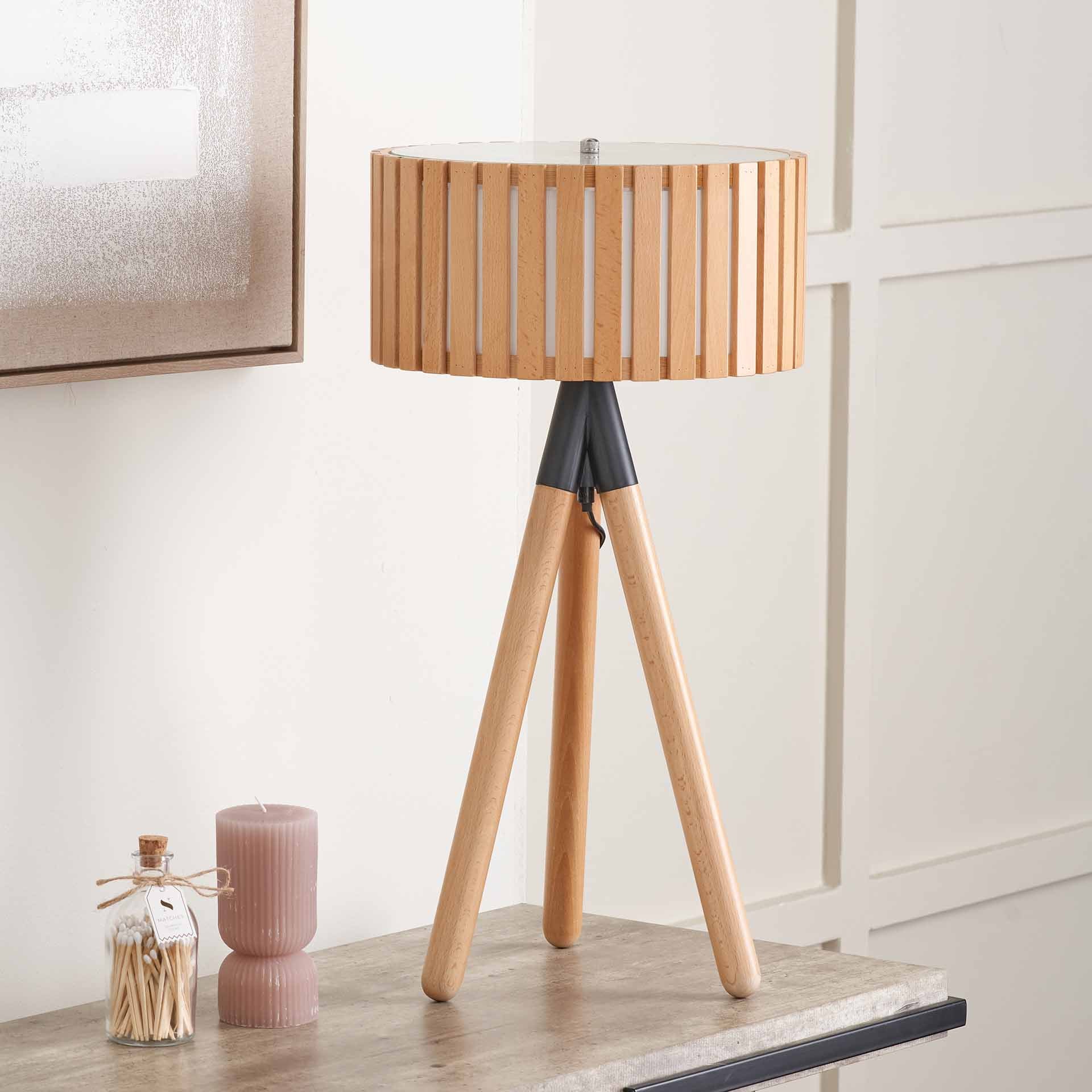 Avenby | Lampa stołowa na trójnogu z naturalnymi drewnianymi listwami