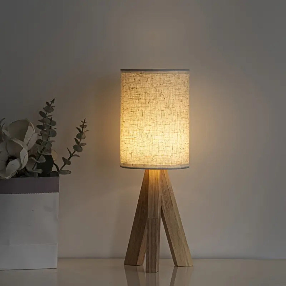 Kinsley trestativ bordlampe med USB-port