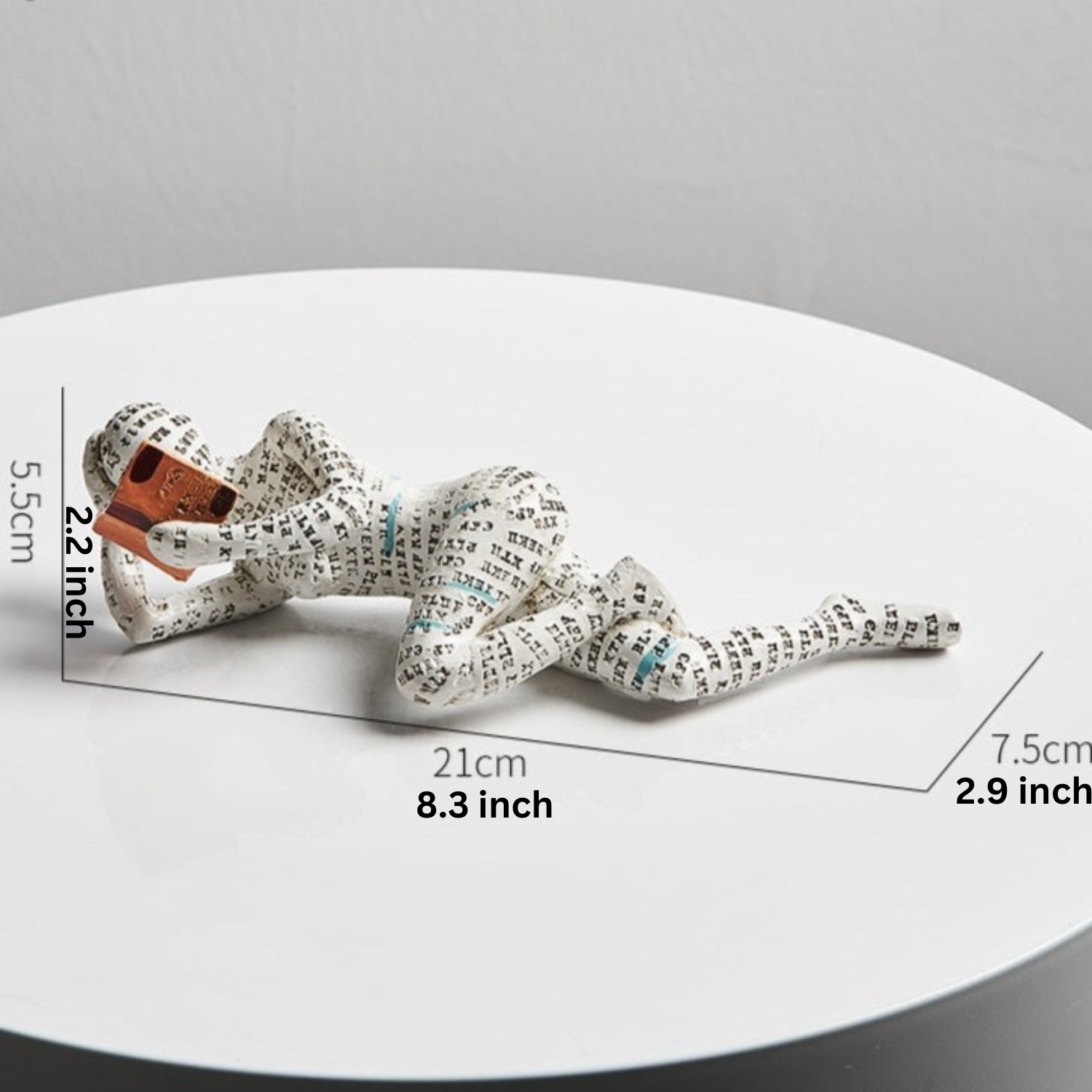 Lyssin humanoïde sculptuur voor moderne woondecoratie ideeën