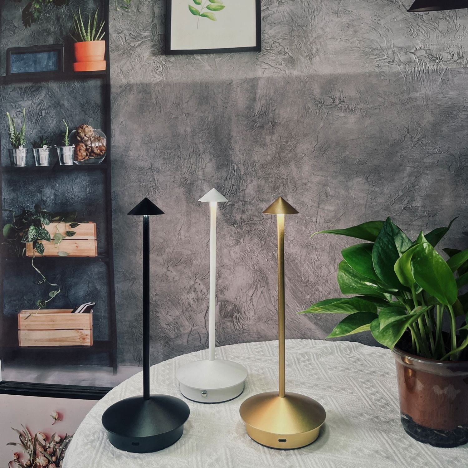 Solara | Premium Cordless Table Lamp With Memory Mode and Dimmable Lighting