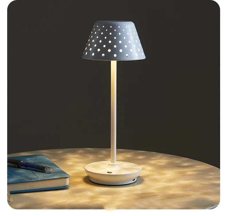 Bezprzewodowa nowoczesna lampa marki Solena