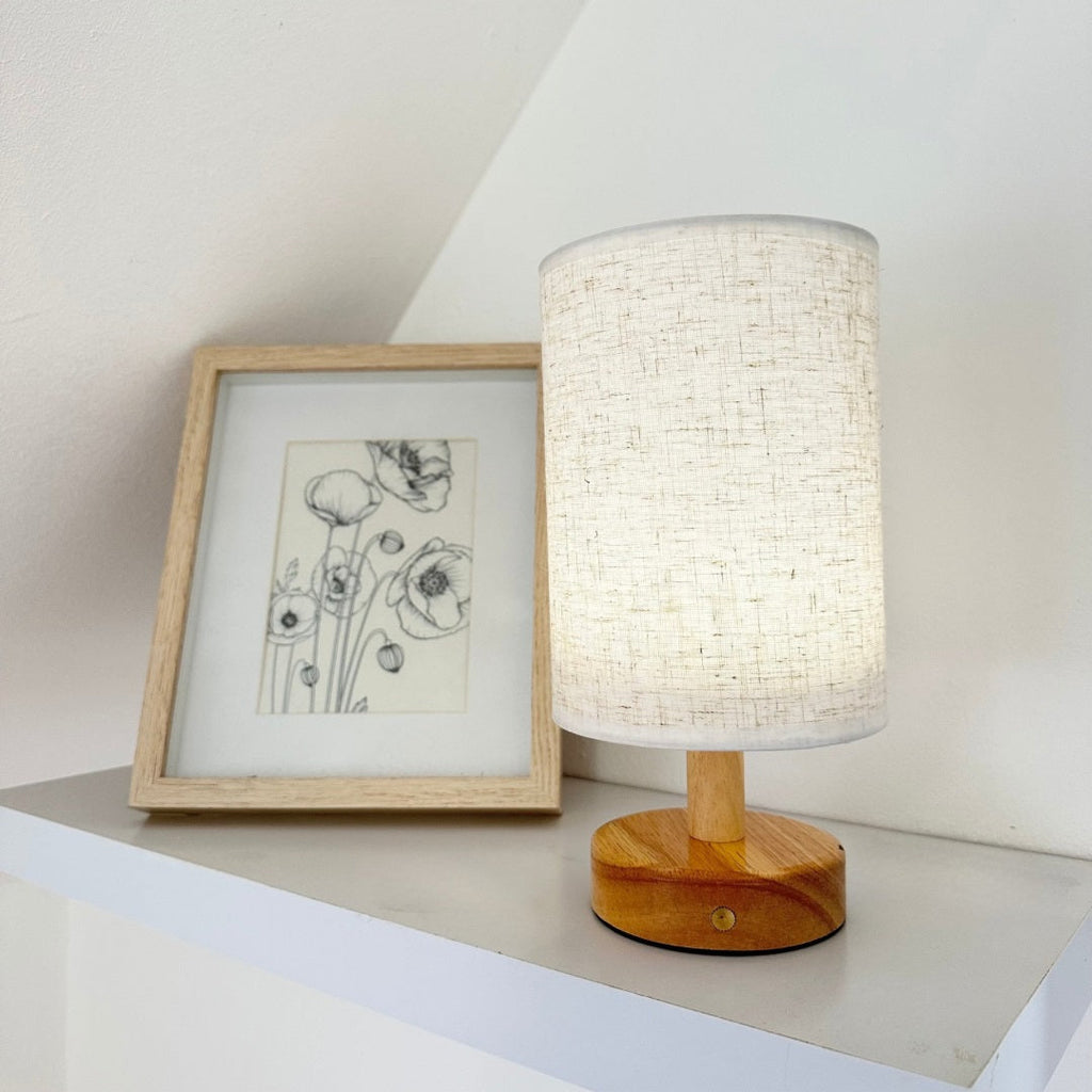 Lampa stołowa Arden Scandi z lnu