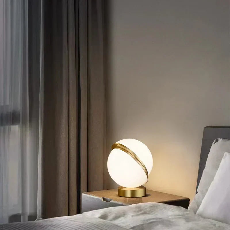 HarborWood | Håndlaget Trebordlampe med Tauaksent, Moderne LED-belysning for Soverom og Stue