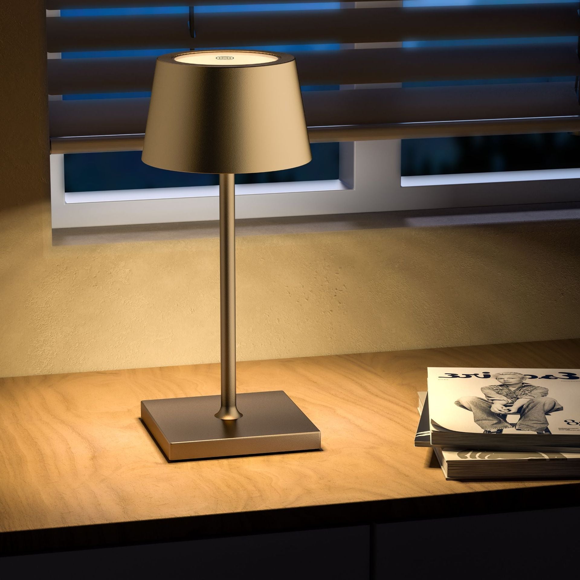 Auretta | Lampada da tavolo mini senza fili con batteria ricaricabile e dimmer regolabile