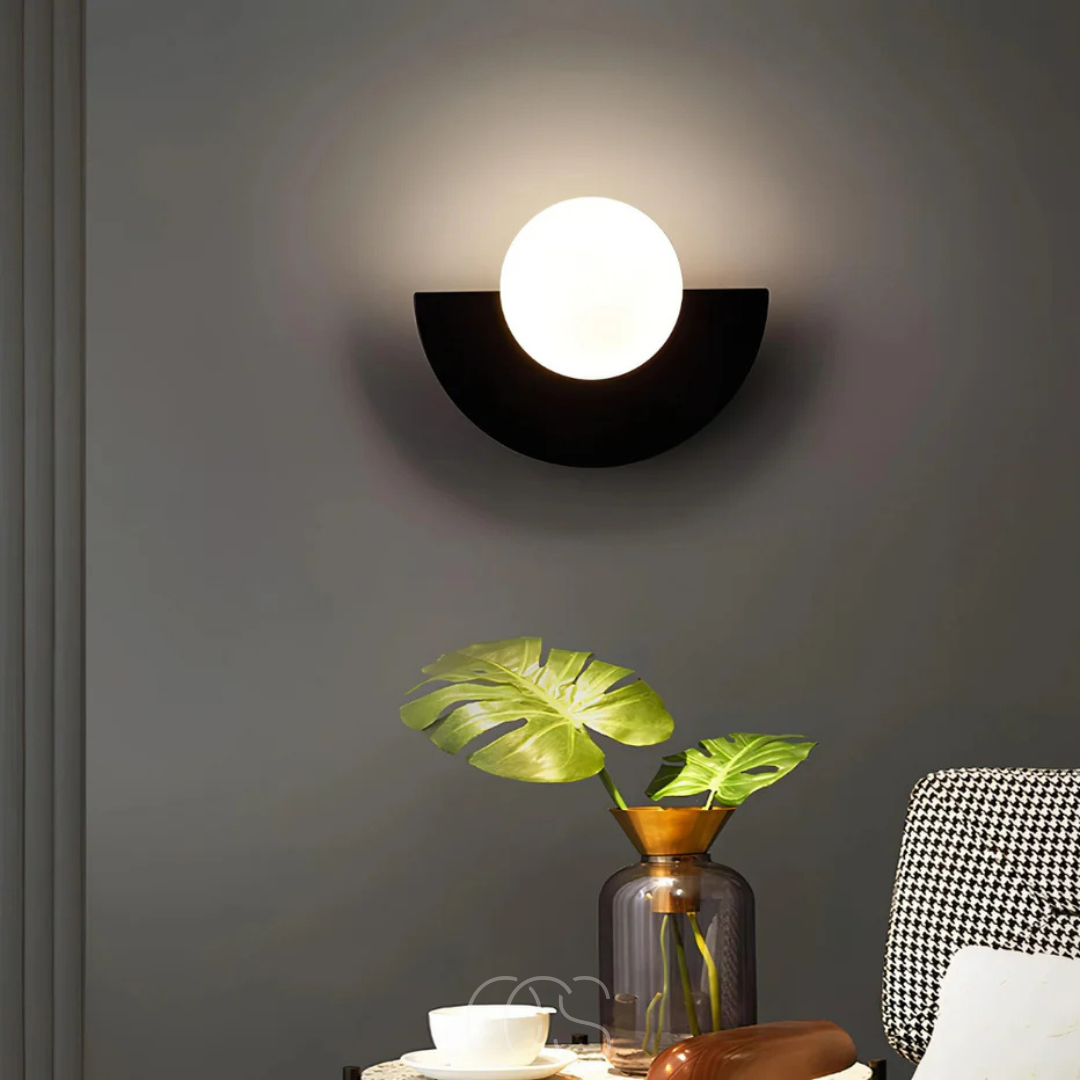 Norroe - Nordic Half-Circular Wall Lamp – Scandinavian Design
