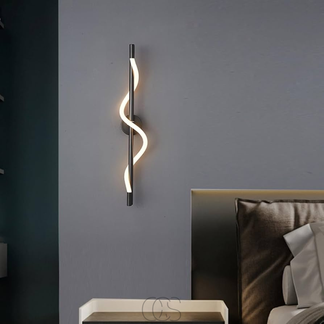 Norroe - Slim LED wall lamp - Black aluminum