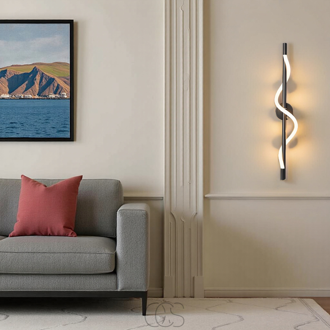 Norroe - Slim LED wall lamp - Black aluminum