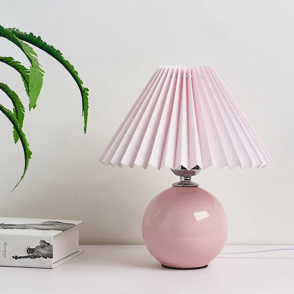 Niebieska plisowana lampa stołowa w nowoczesnym stylu vintage