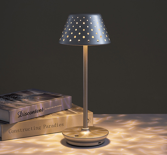 Bezprzewodowa nowoczesna lampa marki Solena