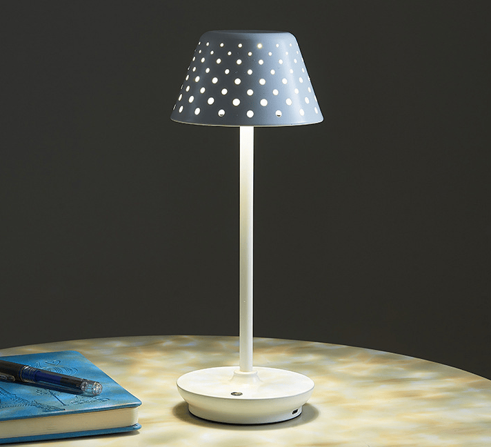 Bezprzewodowa nowoczesna lampa marki Solena