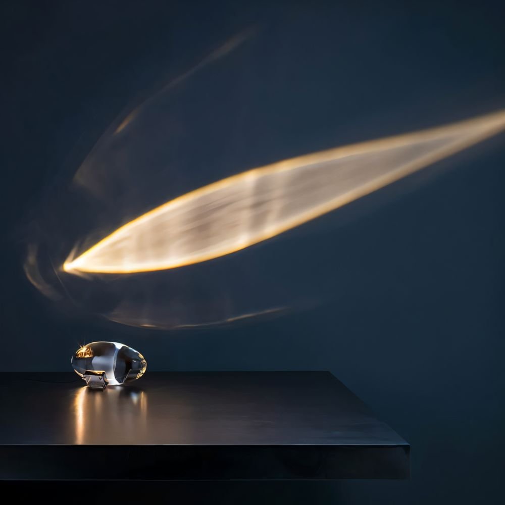 Crystal Eye bordlampe av Liora