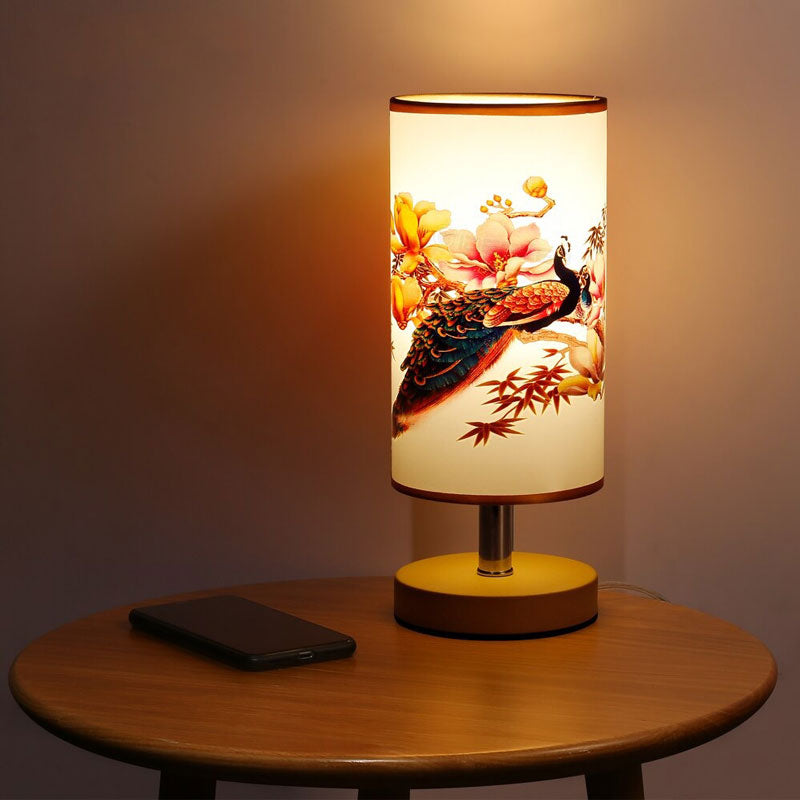 Okrągła lampka nocna w japońsko-skandynawskim stylu