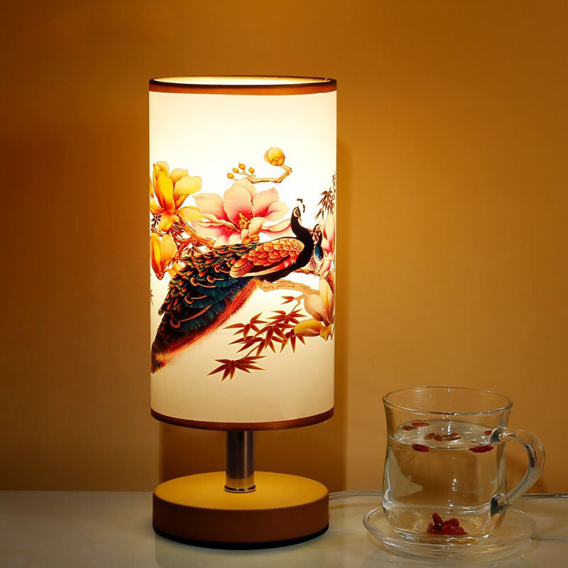 Okrągła lampka nocna w japońsko-skandynawskim stylu