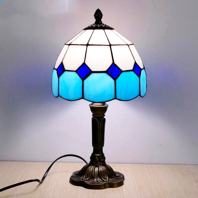 Vintage niebieska mozaikowa lampka nocna ze szkła witrażowego