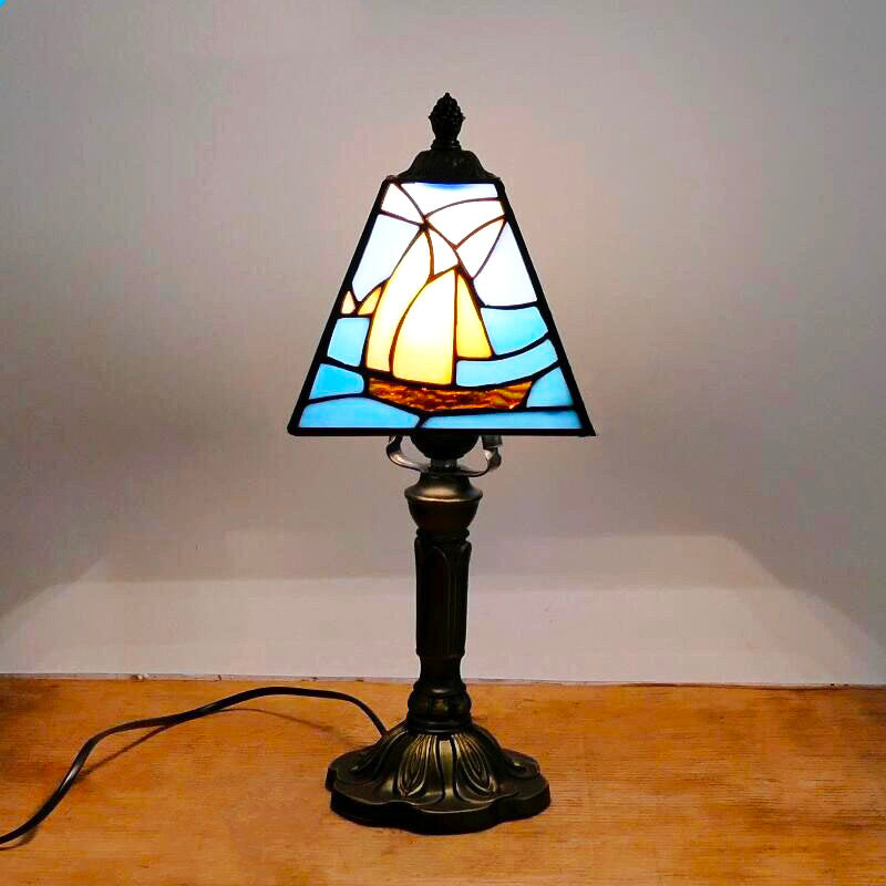 Vintage niebieska mozaikowa lampka nocna ze szkła witrażowego