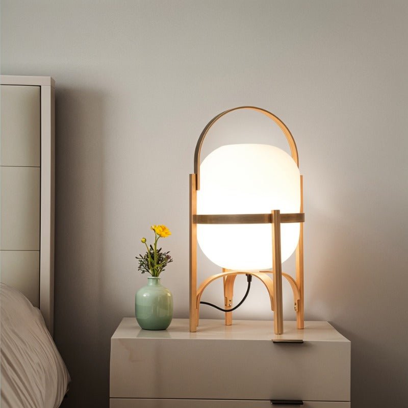 Kirrea Bordlampe
