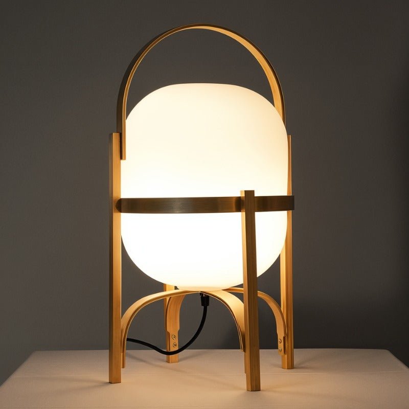 Kirrea Bordlampe