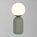 Alvara | Frostet glass globebordlampe
