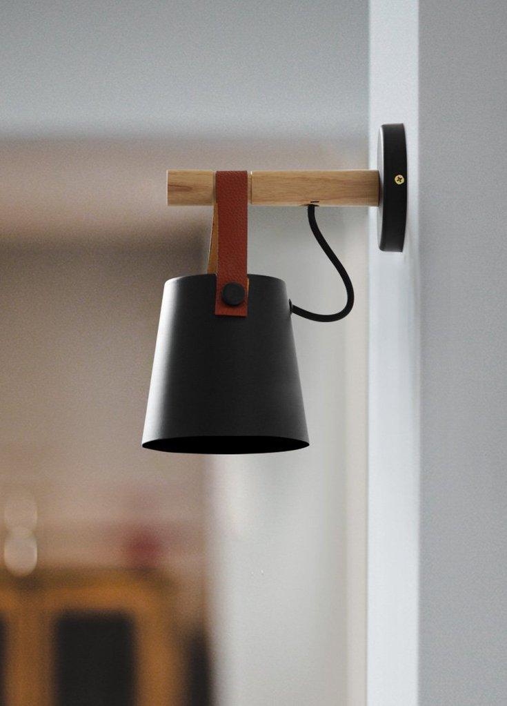 Svea | Skandynawska drewniana lampa ścienna zawieszana
