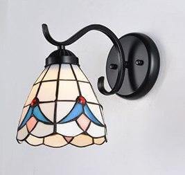 Lampa ścienna w nowoczesnym stylu śródziemnomorskim