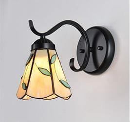 Lampa ścienna w nowoczesnym stylu śródziemnomorskim