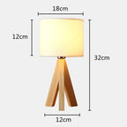 Lámpara de mesa de madera